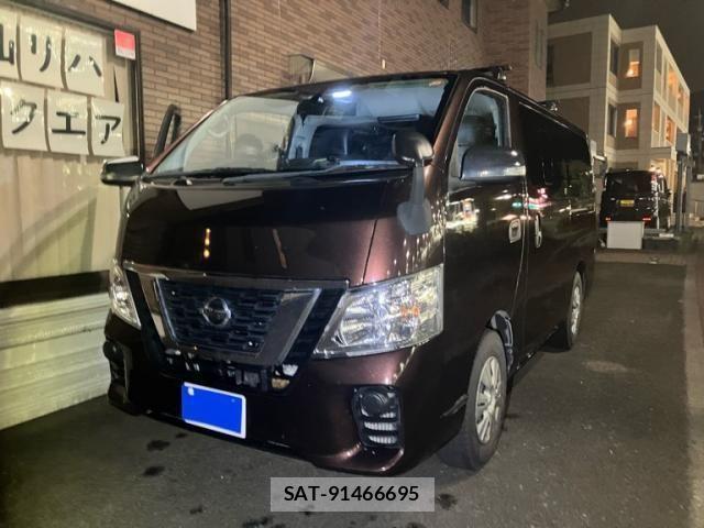 Nissan NV350 Caravan 2018-04 8881382-0