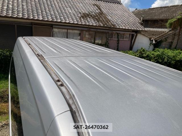 Nissan NV350 Caravan Microbus 2013-10 8744994-10