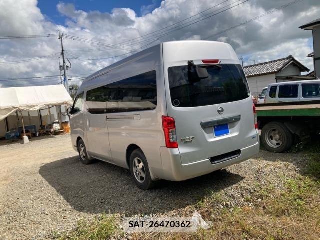 Nissan NV350 Caravan Microbus 2013-10 8744994-5