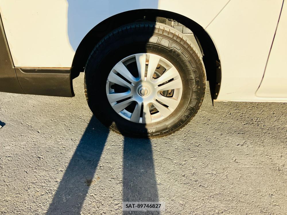 Nissan NV350 Caravan 2018-06 716481-32