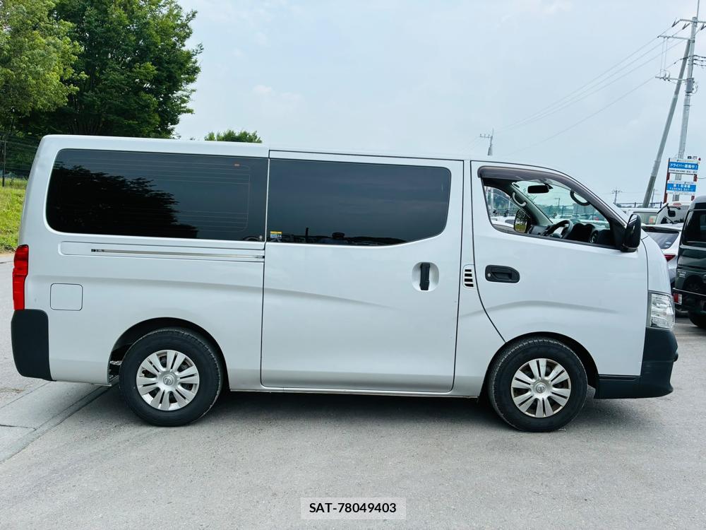 Nissan NV350 Caravan 2020-06 8031215-5