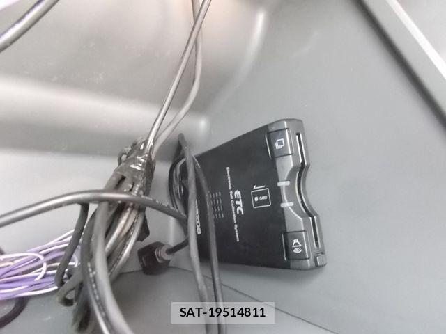 Nissan CARAVAN WAGON 2012-12 6613950-12