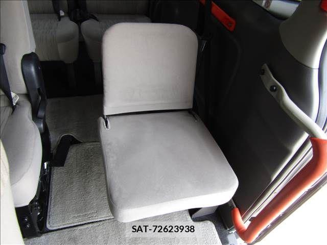 Nissan CARAVAN WAGON 2021-03 7060082-22