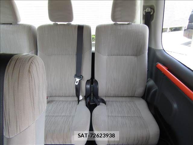 Nissan CARAVAN WAGON 2021-03 7060082-23