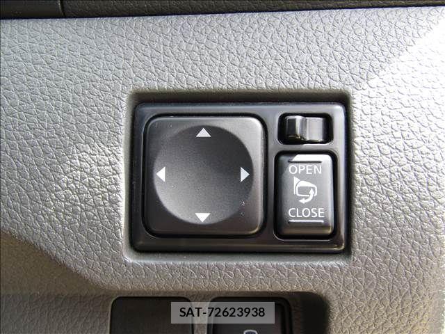 Nissan CARAVAN WAGON 2021-03 7060082-5