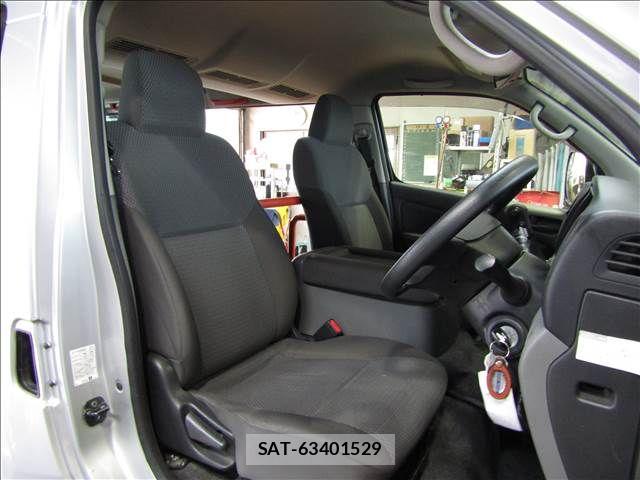 Nissan CARAVAN WAGON 2021-03 7329100-9
