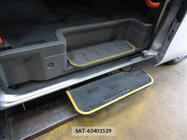 Nissan CARAVAN WAGON 2021-03 7329100-15