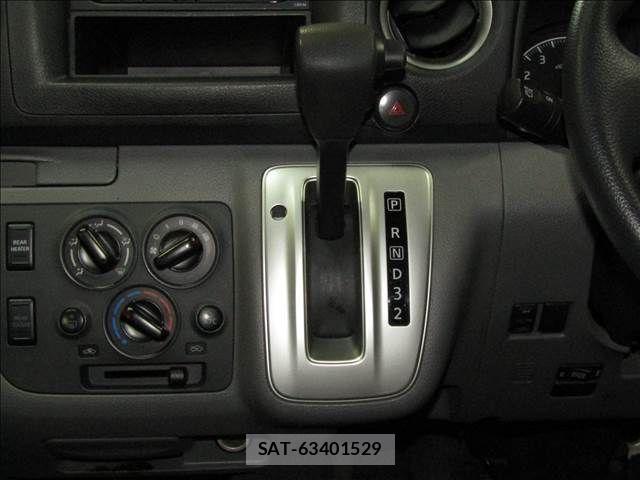 Nissan CARAVAN WAGON 2021-03 7329100-6