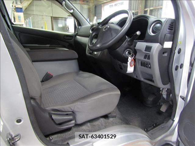 Nissan CARAVAN WAGON 2021-03 7329100-8