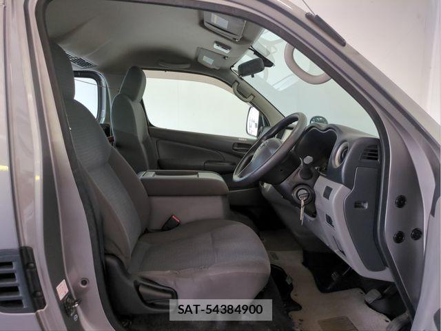 Nissan CARAVAN WAGON 2013-11 8316190-26