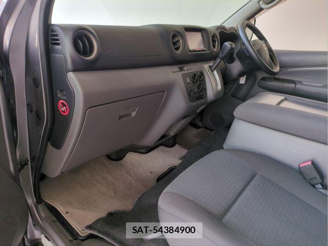 Nissan CARAVAN WAGON 2013-11 8316190-2