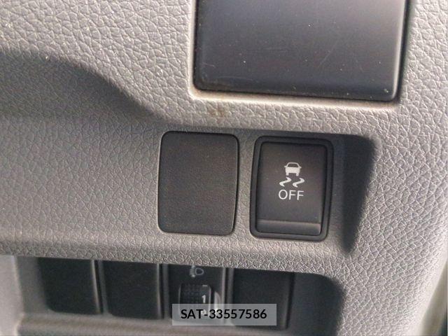Nissan CARAVAN WAGON 2019-03 8628234-13