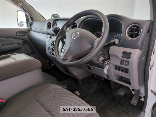 Nissan CARAVAN WAGON 2019-03 8628234-24