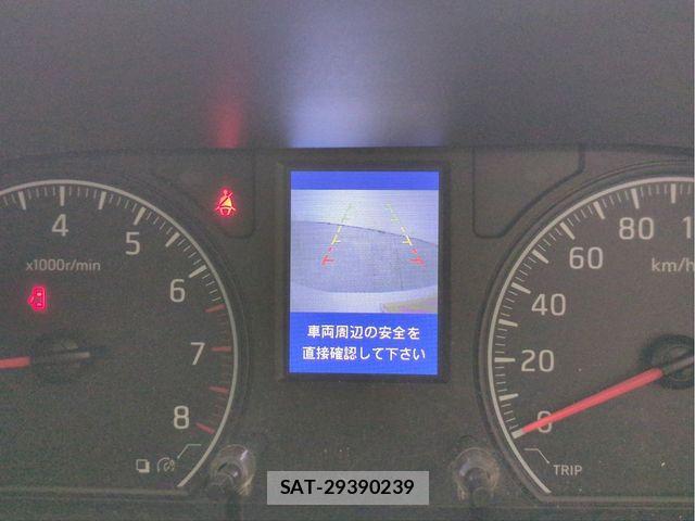 Nissan CARAVAN WAGON 2015-06 8628233-10