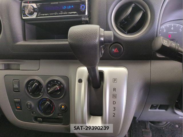 Nissan CARAVAN WAGON 2015-06 8628233-11