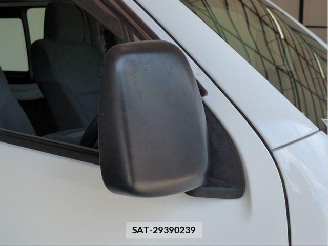 Nissan CARAVAN WAGON 2015-06 8628233-22