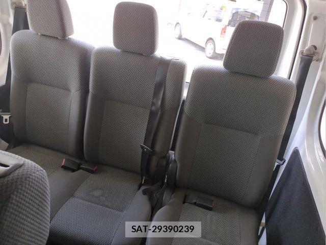 Nissan CARAVAN WAGON 2015-06 8628233-28