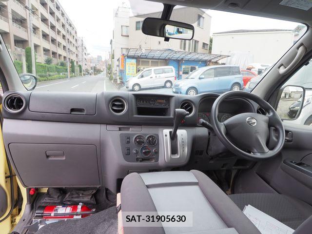 Nissan CARAVAN WAGON 2016-10 8884119-1