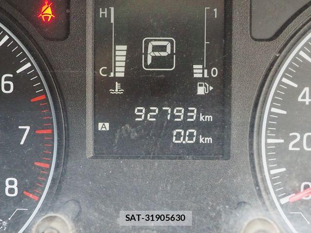 Nissan CARAVAN WAGON 2016-10 8884119-2