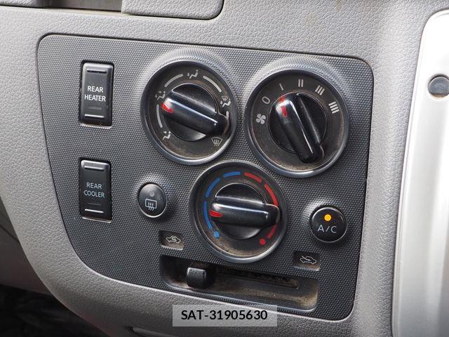 Nissan CARAVAN WAGON 2016-10 8884119-3