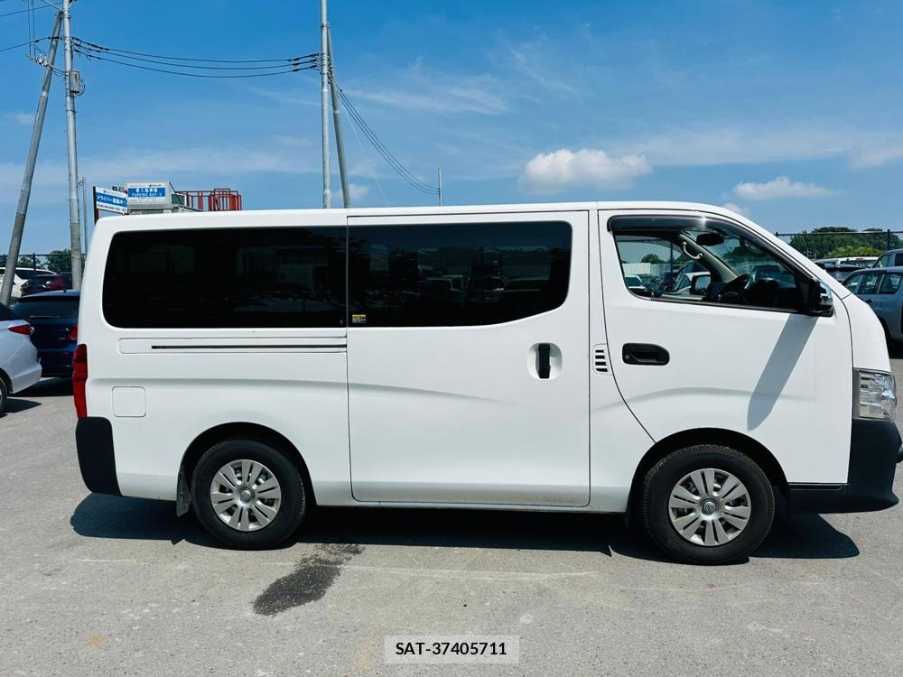 Nissan NV350 Caravan 2020-02 7499040-5