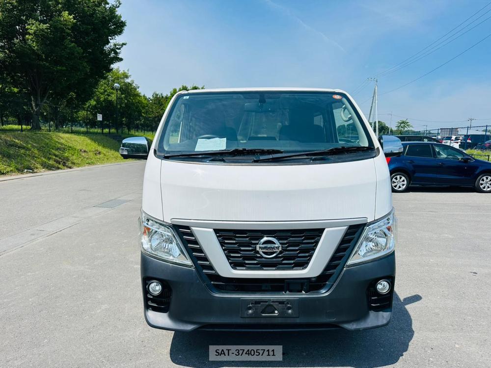 Nissan NV350 Caravan 2020-02 7499040-7