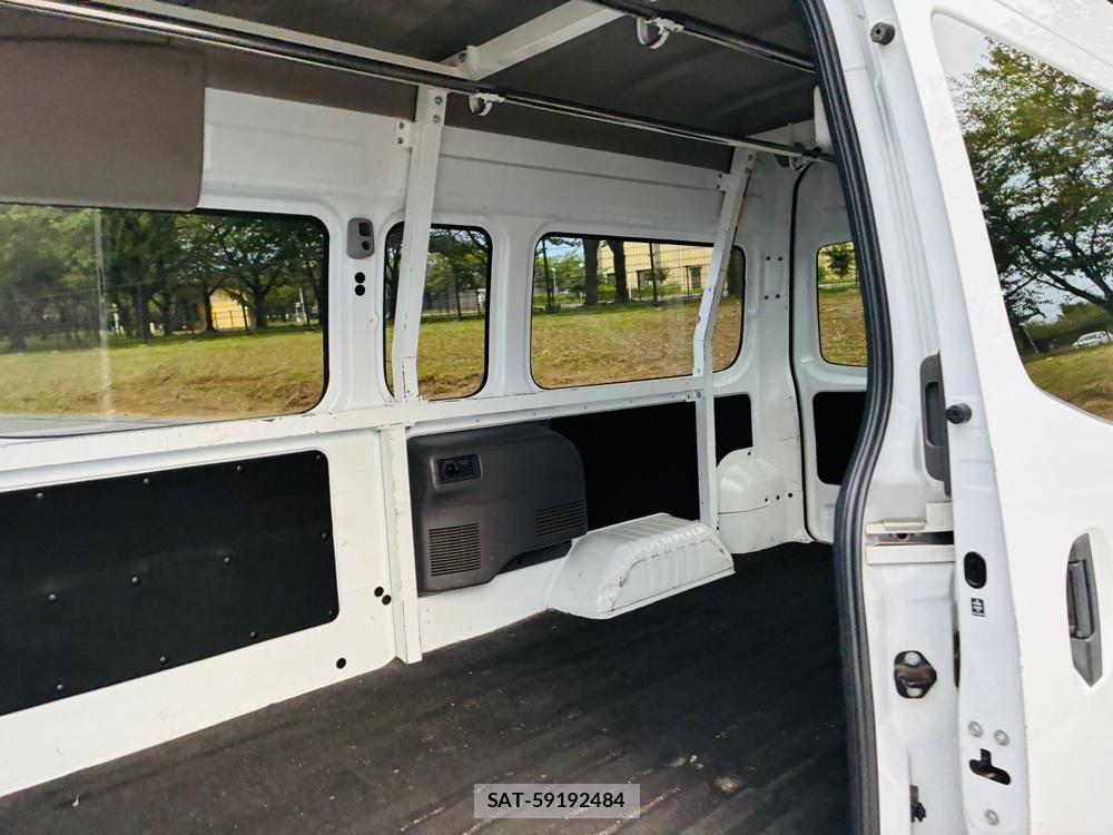 Nissan NV350 Caravan 2020-12 8311385-9