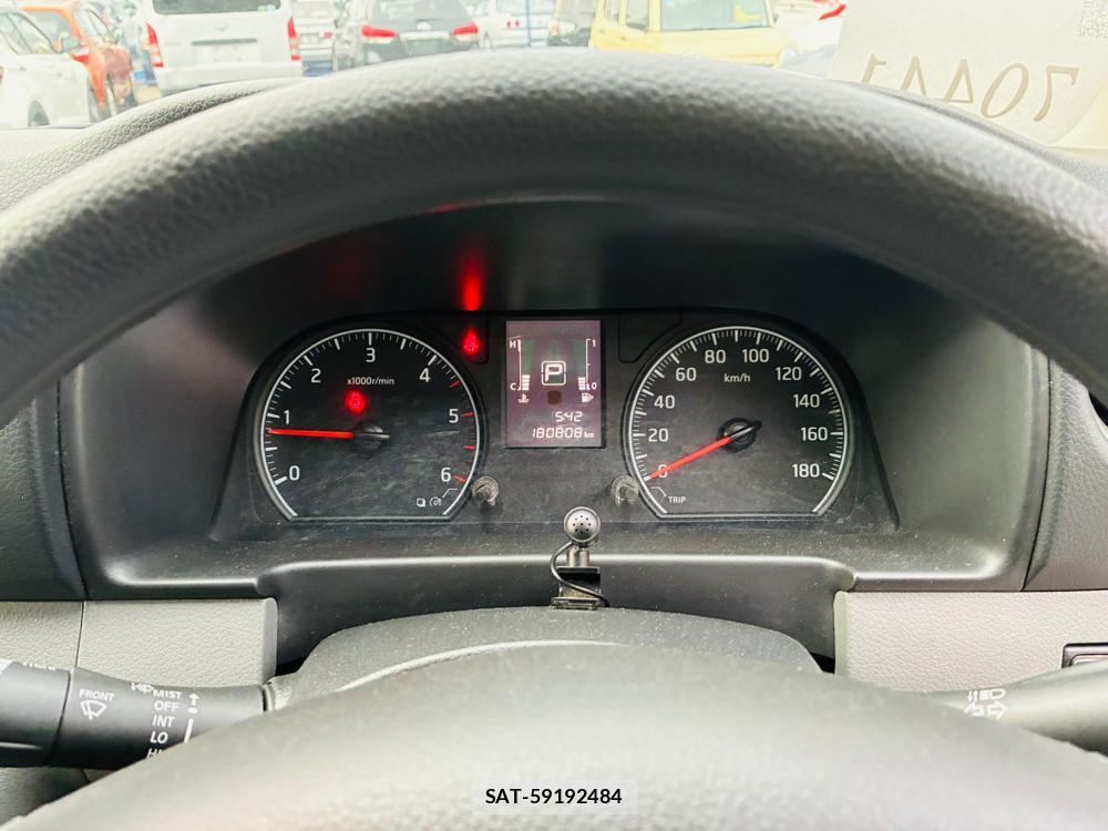Nissan NV350 Caravan 2020-12 8311385-14