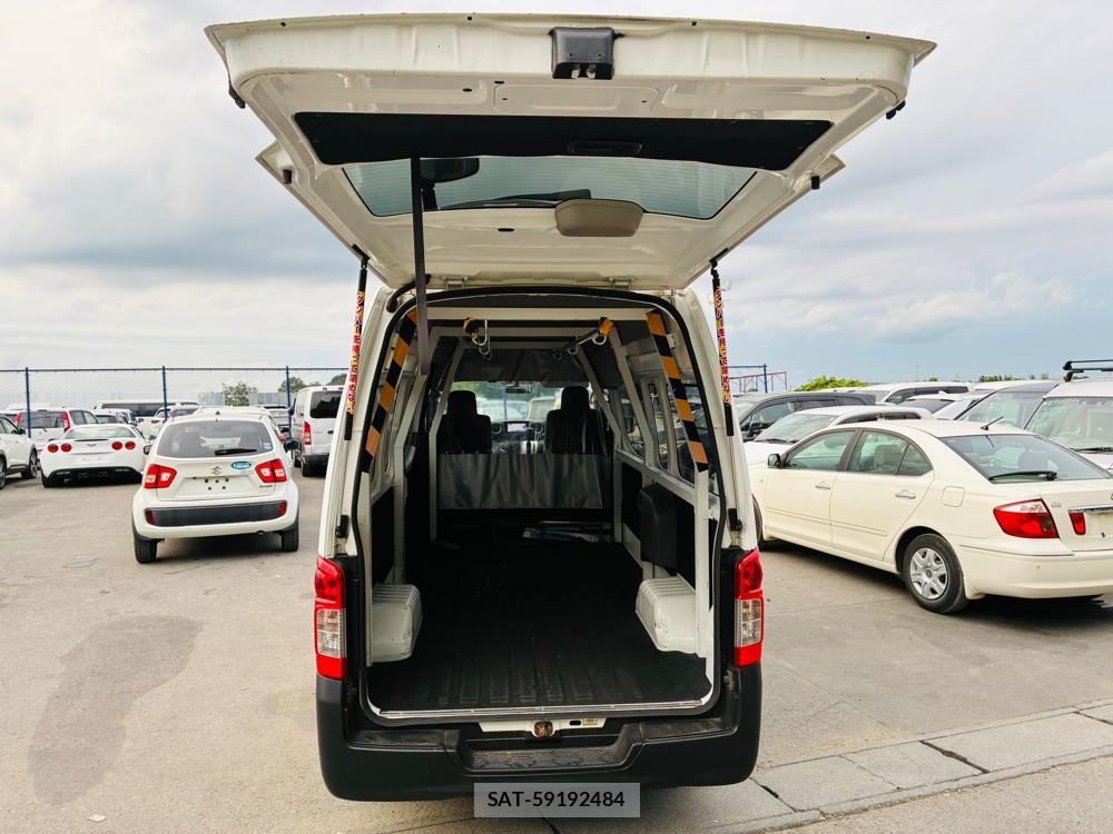 Nissan NV350 Caravan 2020-12 8311385-24