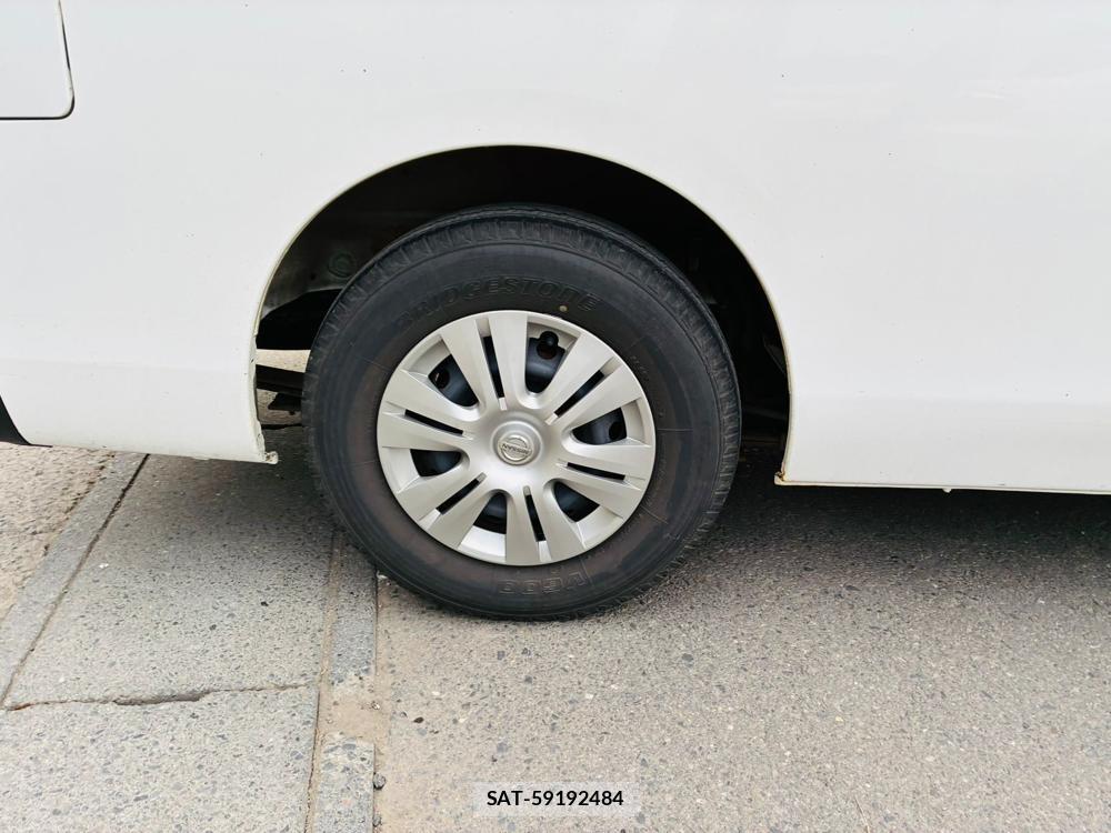 Nissan NV350 Caravan 2020-12 8311385-28