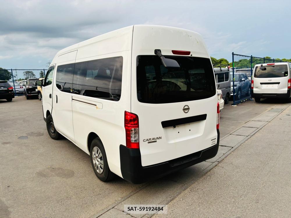 Nissan NV350 Caravan 2020-12 8311385-2