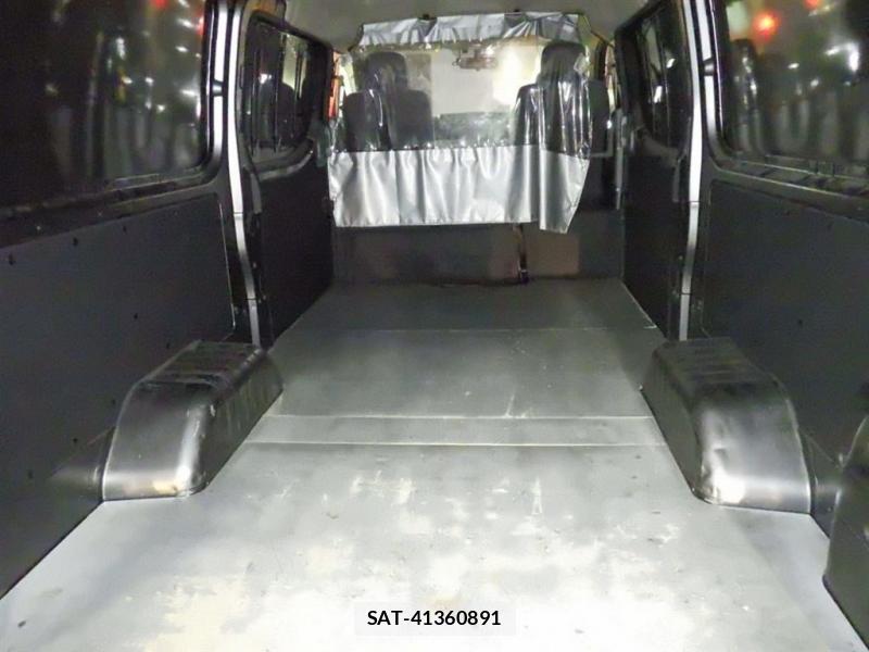 Nissan NV350 Caravan 2020 1491561-5