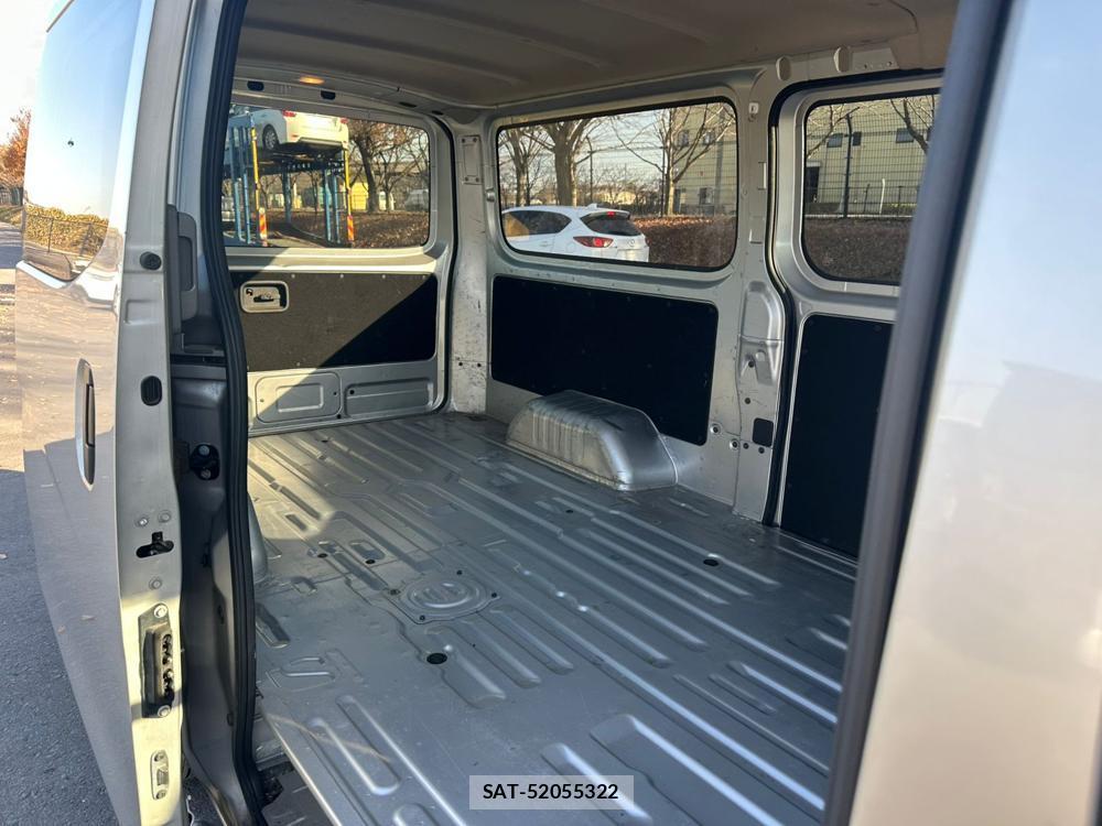 Nissan NV350 Caravan 2020 1491562-9