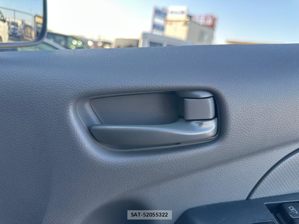Nissan NV350 Caravan 2020 1491562-20