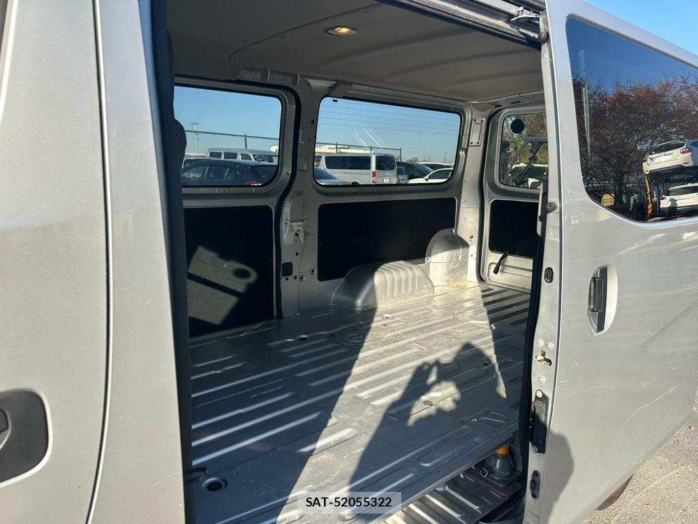 Nissan NV350 Caravan 2020 1491562-8