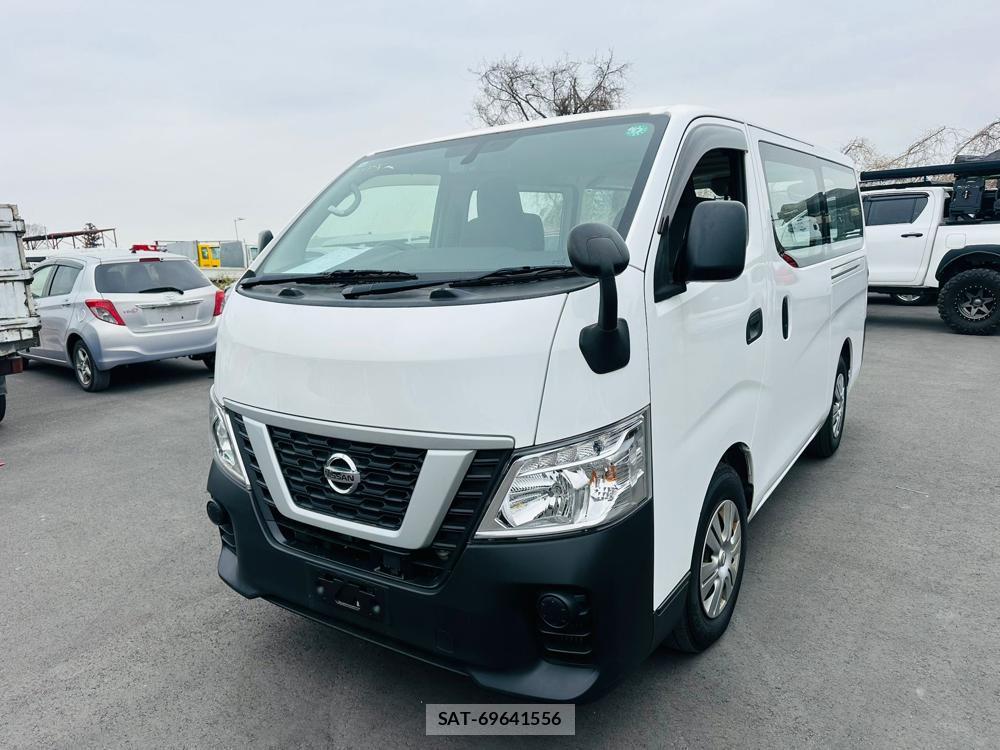 Nissan NV350 Caravan 2020 4853726-0