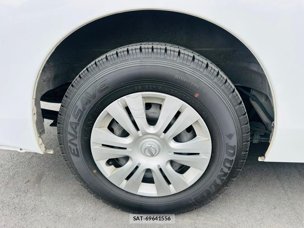 Nissan NV350 Caravan 2020 4853726-25