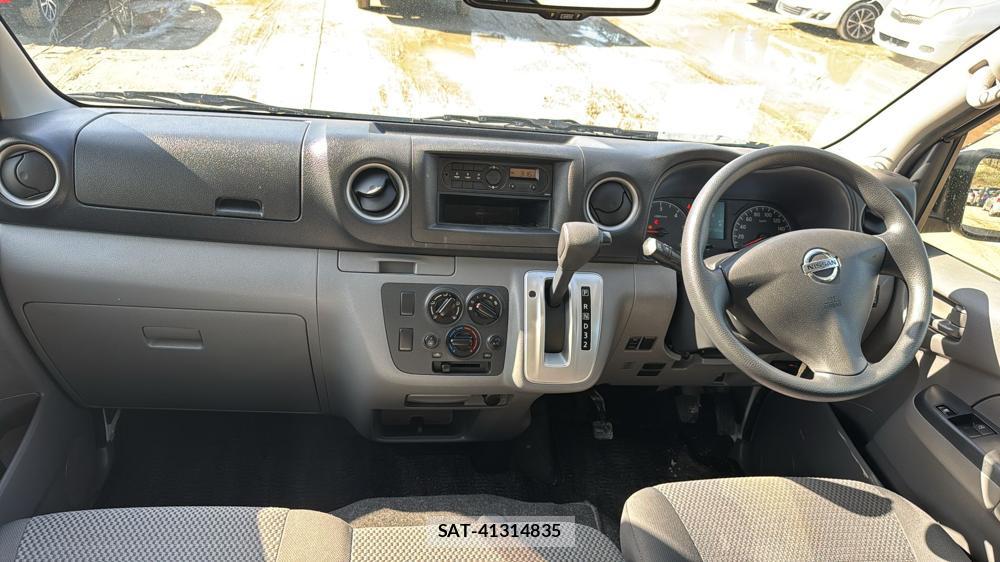 Nissan NV350 Caravan 2020 5849568-12