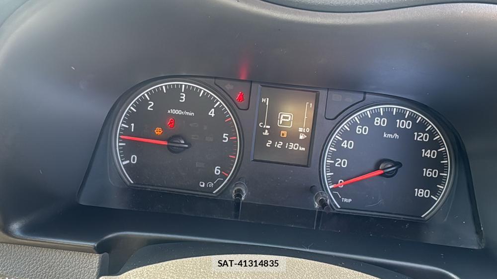 Nissan NV350 Caravan 2020 5849568-13