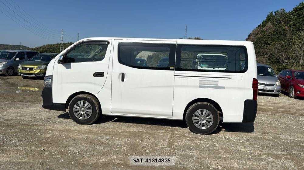 Nissan NV350 Caravan 2020 5849568-1