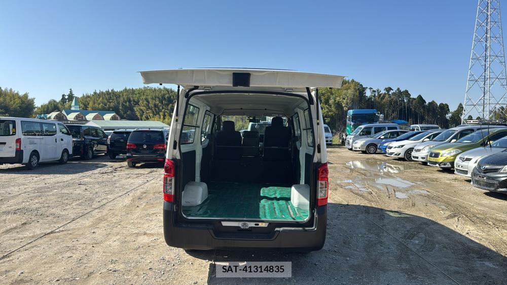 Nissan NV350 Caravan 2020 5849568-19