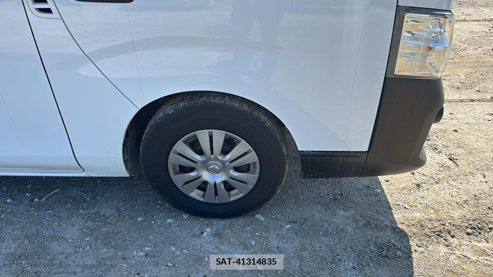 Nissan NV350 Caravan 2020 5849568-21