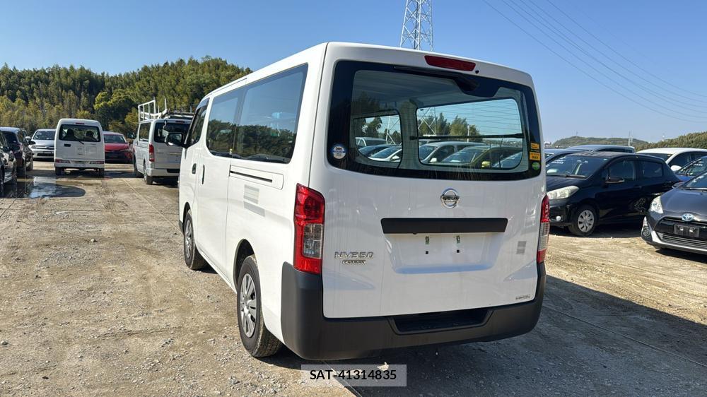 Nissan NV350 Caravan 2020 5849568-2