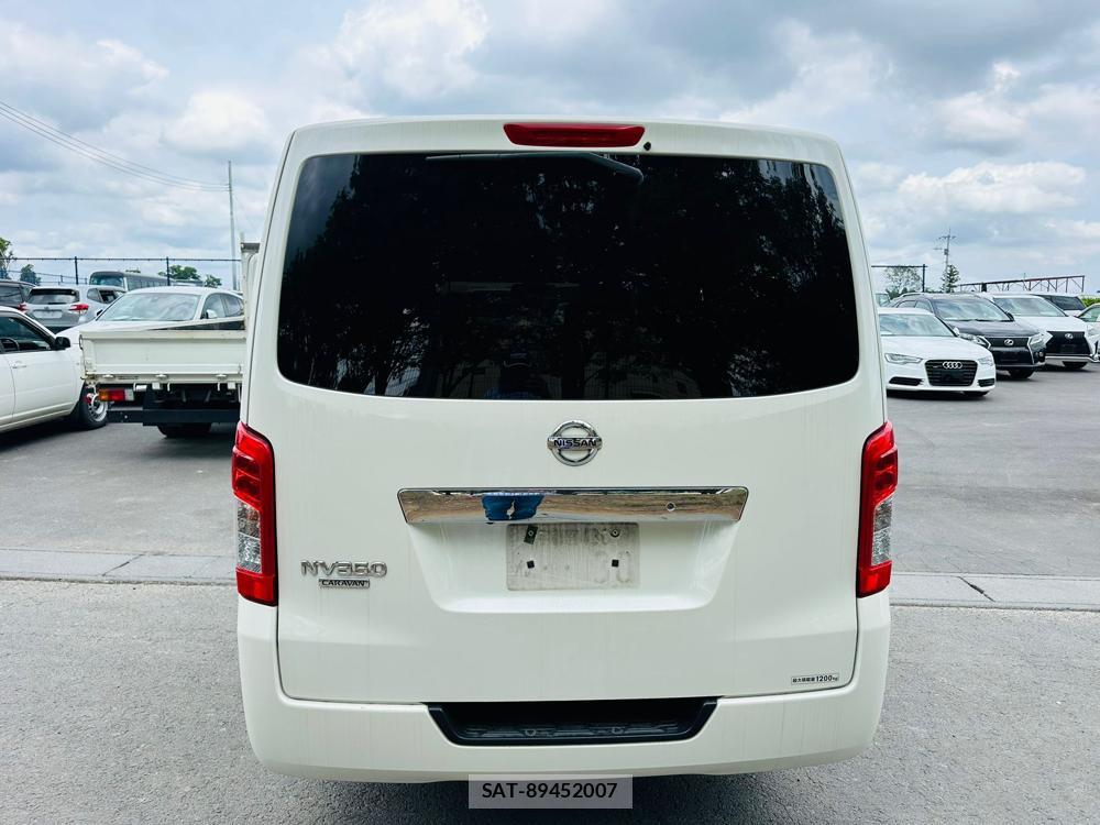 Nissan NV350 Caravan 2020 6958497-3