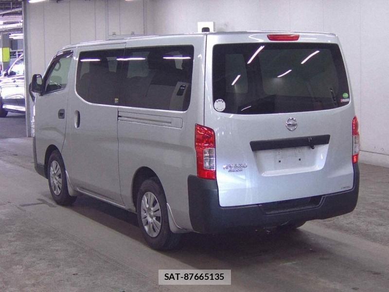 Nissan NV350 Caravan 2020-05 7380017-2