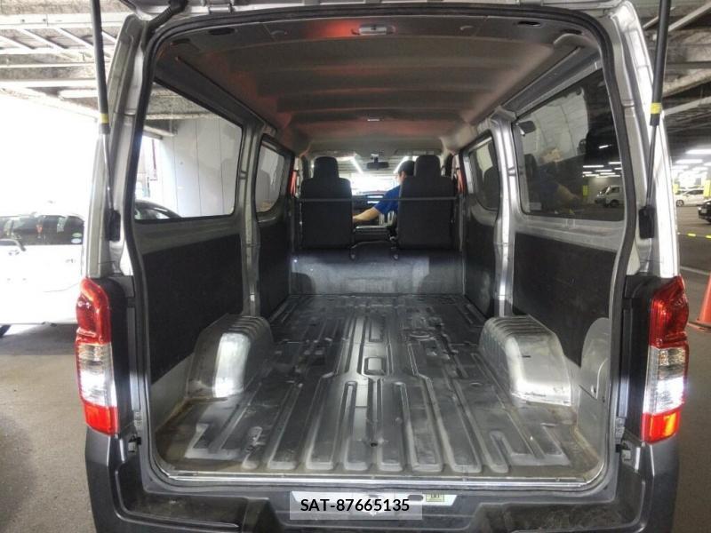 Nissan NV350 Caravan 2020-05 7380017-5