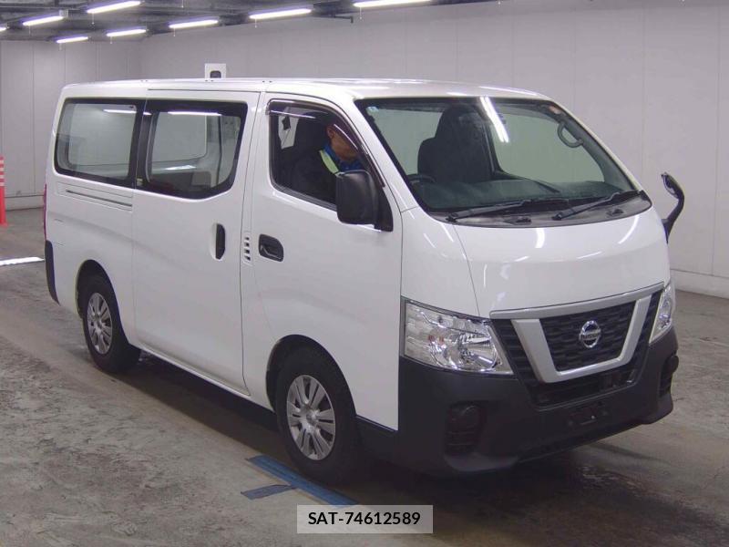 Nissan NV350 Caravan 2020-01 7738520-3