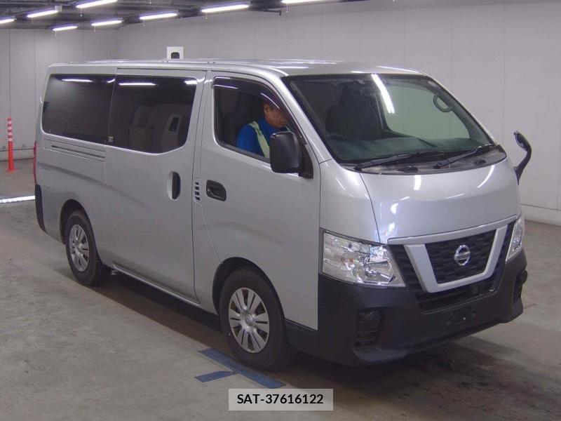 Nissan NV350 Caravan 2019-11 8697751-0