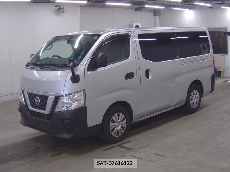 Nissan NV350 Caravan 2019-11 8697751-3