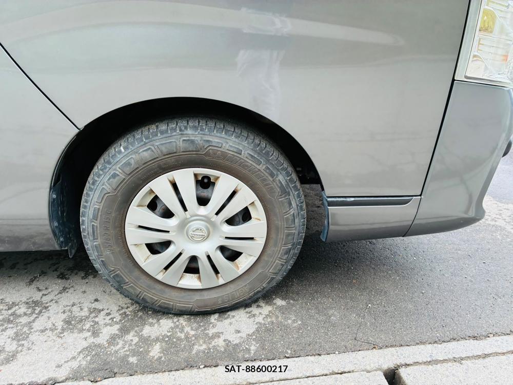 Nissan NV350 Caravan 2019-12 8665585-27